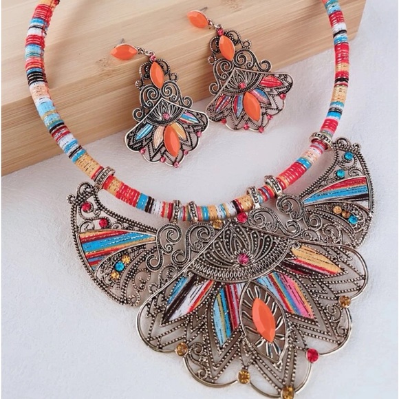 EMERY ROSE Rhinestone Decor Geometric Charm Necklace & Drop Earrings - Picture 2 of 5